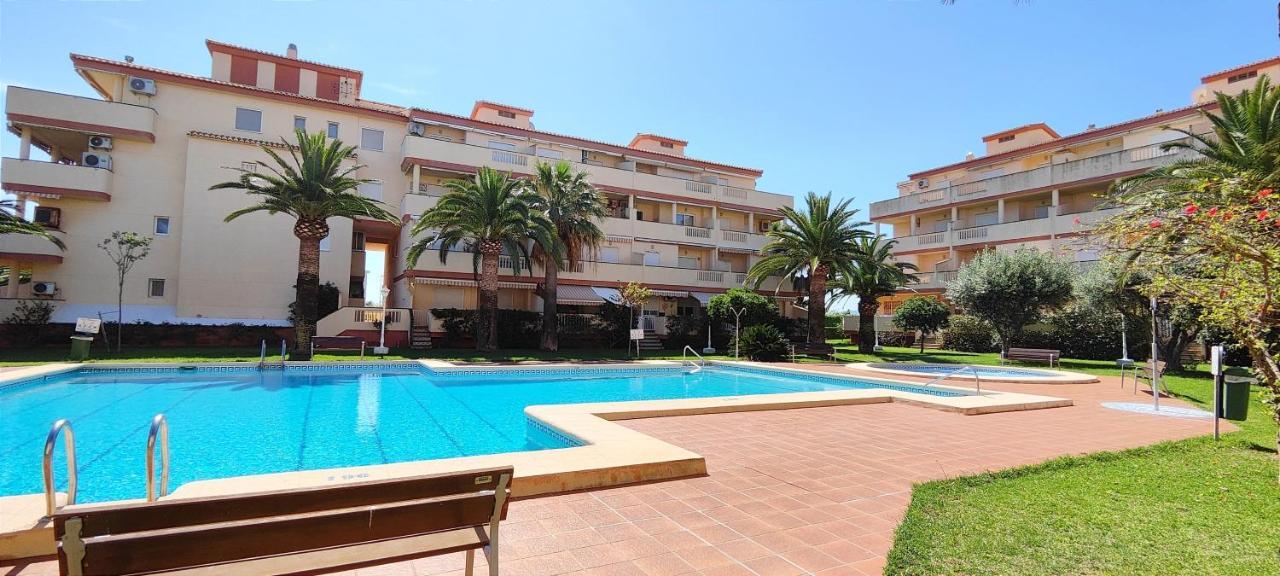 La Marina By Costa Apartment
